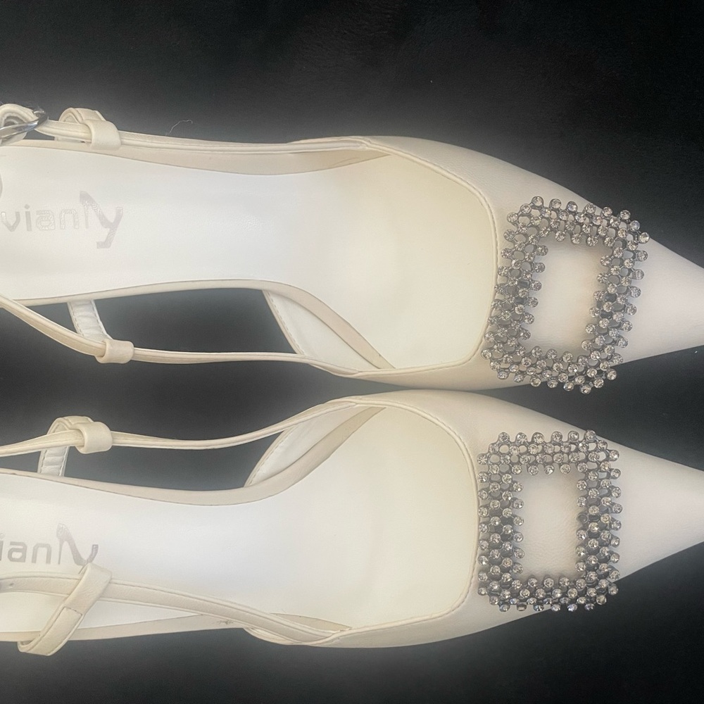 Creamy White heels size 10 , Brand Vivian